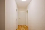 Hochwertige & moderne 4 Zimmer Erdgeschoss-Wohnung mit Garten und Stellplatz